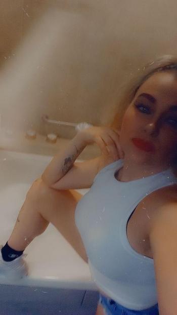 Leah, 33  female escort, Abilene