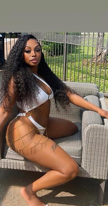 682-245-2862, 26  female escort, Abilene