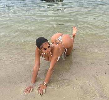 Genesis , 25  female escort, Abilene